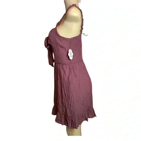 A U W Size Large Plum Ruffle Straps & Smocked Dress. New With Tags - Picture 2 of 9
